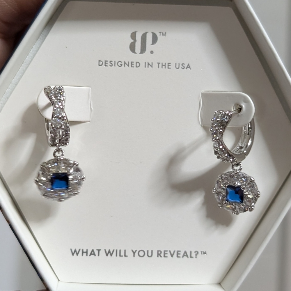 September 2024 Birthday Earrings - A Royal Statement - RBP8173 - Bomb Party